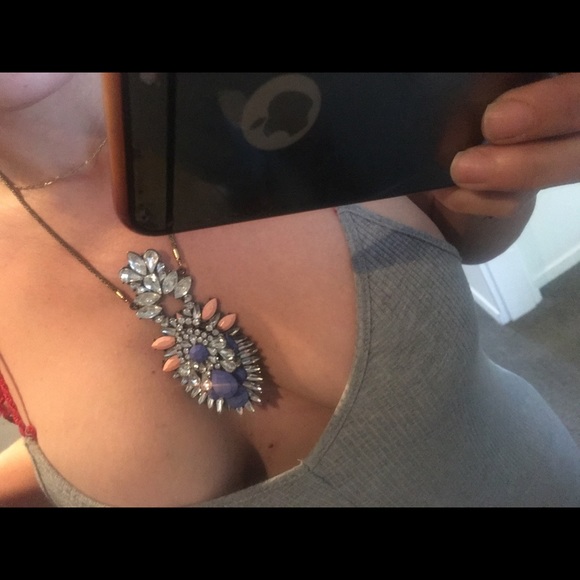 Neckless - Picture 5 of 6